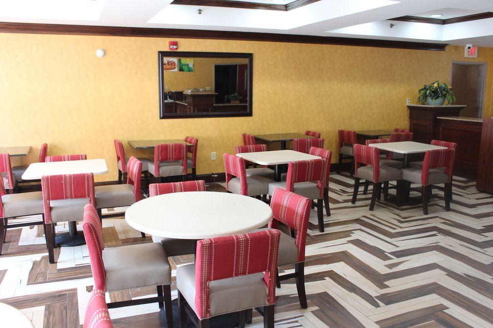 Quality Suites Nyc Gateway North Bergen Exteriör bild