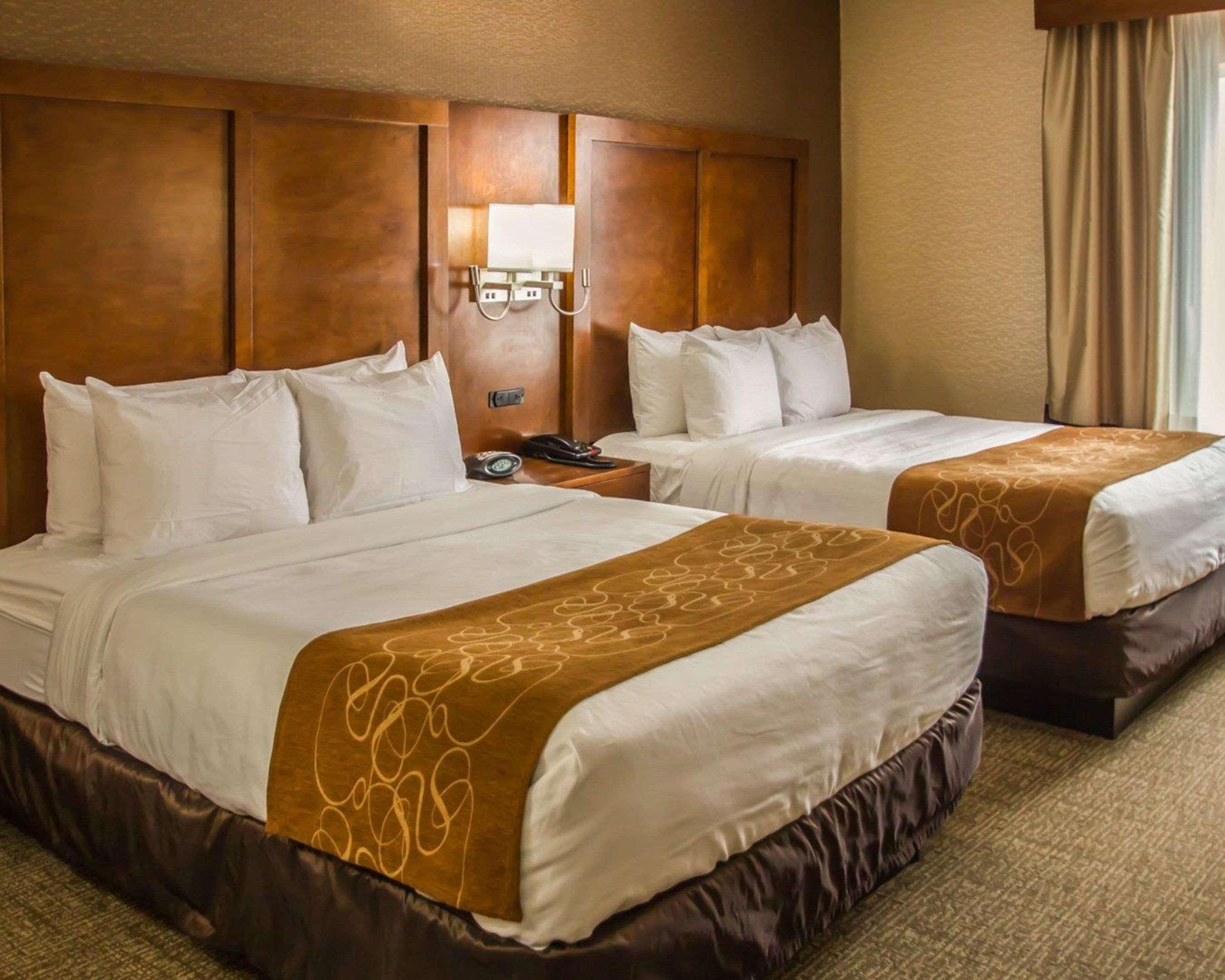 Quality Suites Nyc Gateway North Bergen Exteriör bild