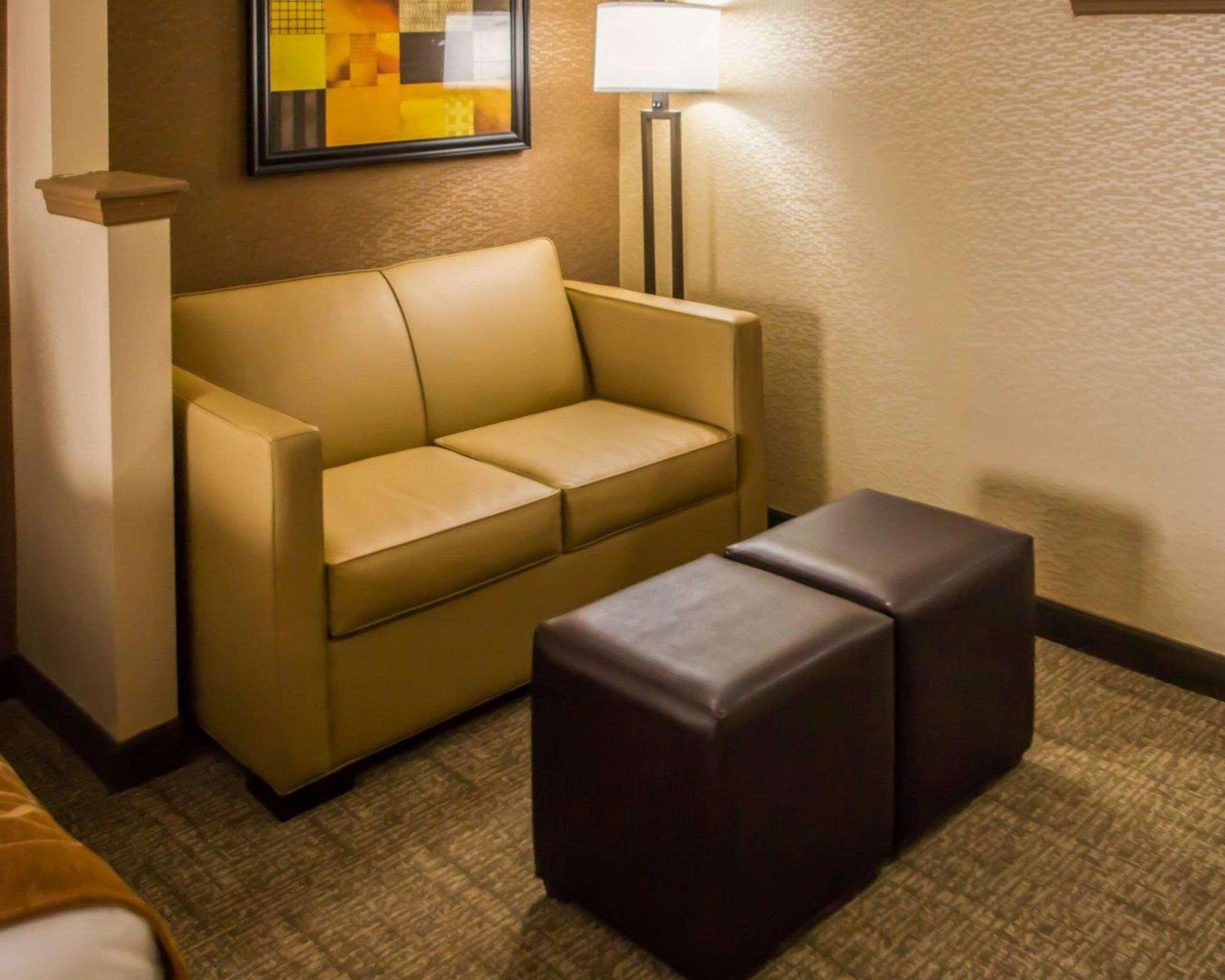 Quality Suites Nyc Gateway North Bergen Exteriör bild