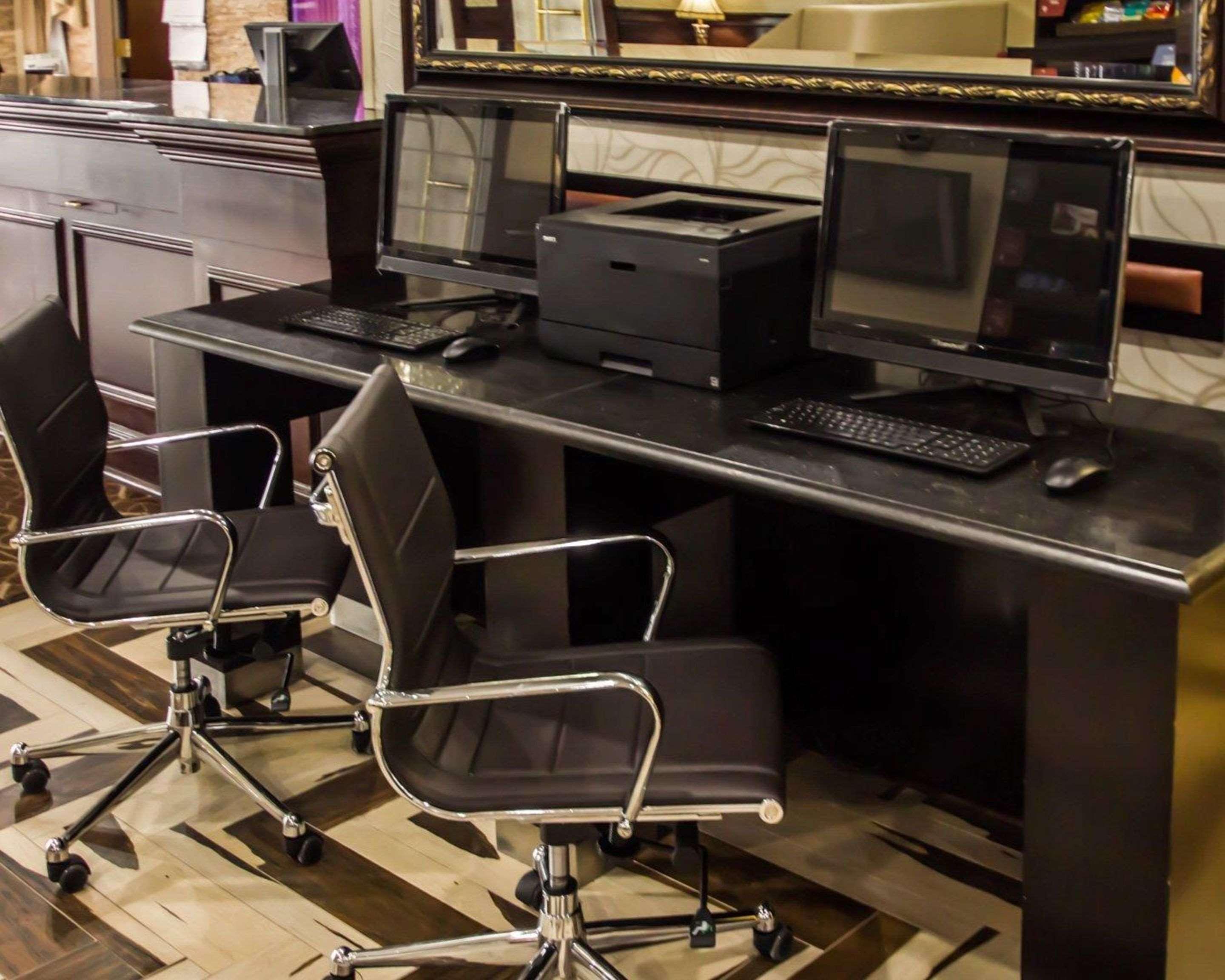 Quality Suites Nyc Gateway North Bergen Exteriör bild